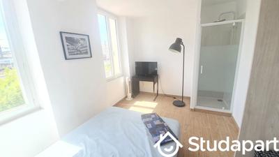 Chambre - 9 m² - 1 pièce