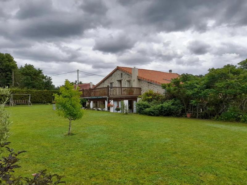 Maison de village - 232 m² - 8 pièces