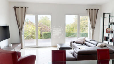 Maison - 186 m² - 6 pièces