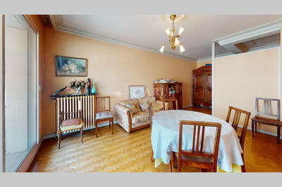 Appartement - 79 m² - 3 pièces