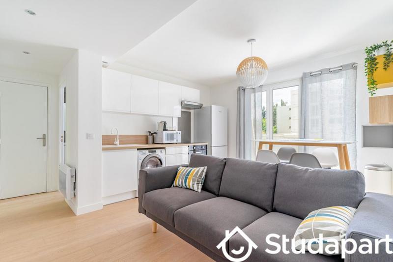 Chambre - 10 m² - 1 pièce