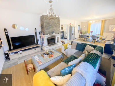 Maison - 160 m² - 6 pièces