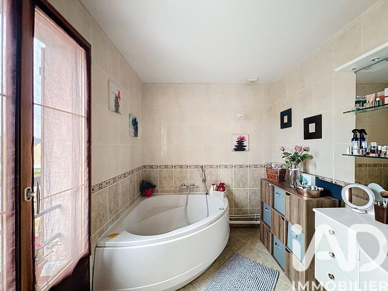 Maison - 175 m² - 10 pièces