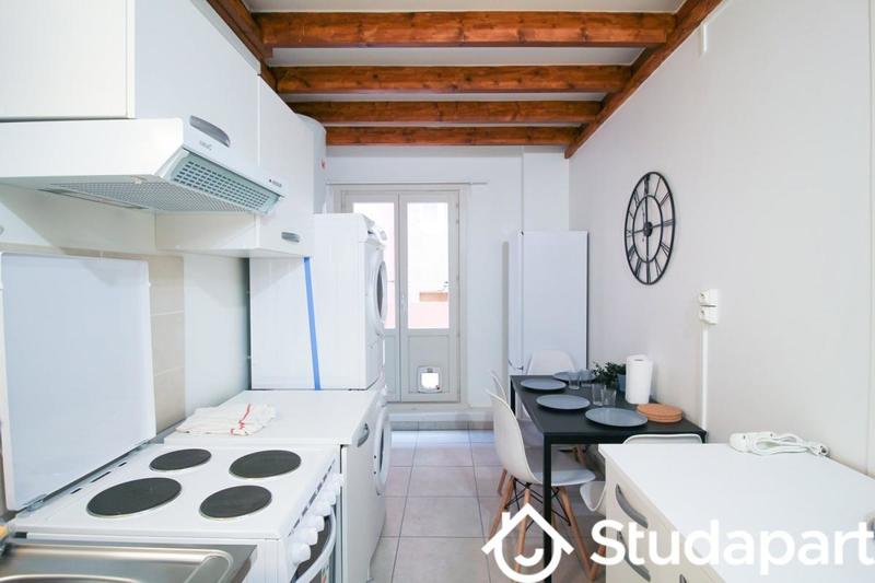 Chambre - 12 m² - 1 pièce