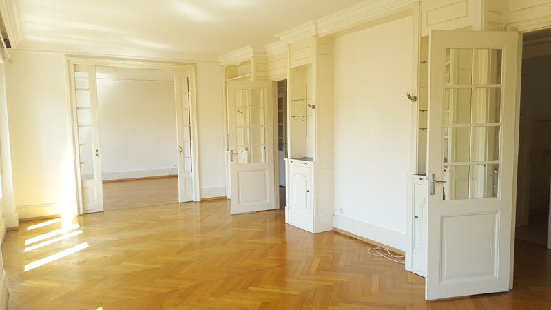 Appartement - 147 m² - 7 pièces