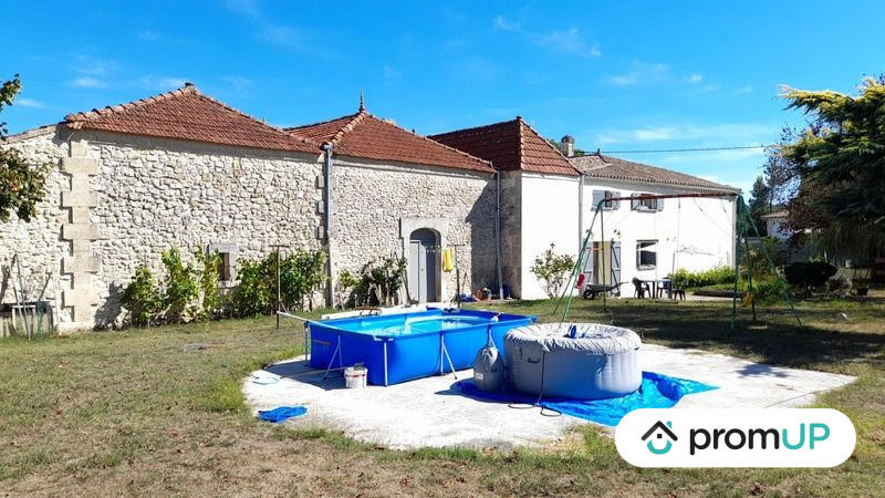 Maison - 320 m² - 10 pièces