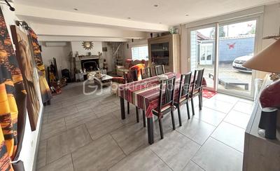 Maison - 140 m² - 7 pièces