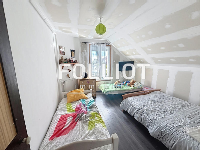 Maison - 85 m² - 4 pièces