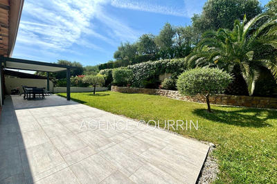 Maison - 138 m² - 5 pièces