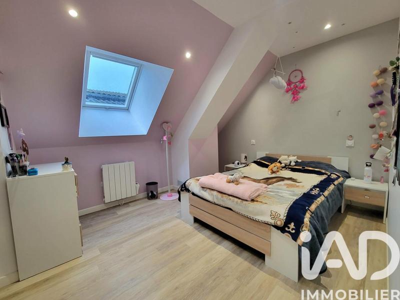 Maison - 167 m² - 6 pièces