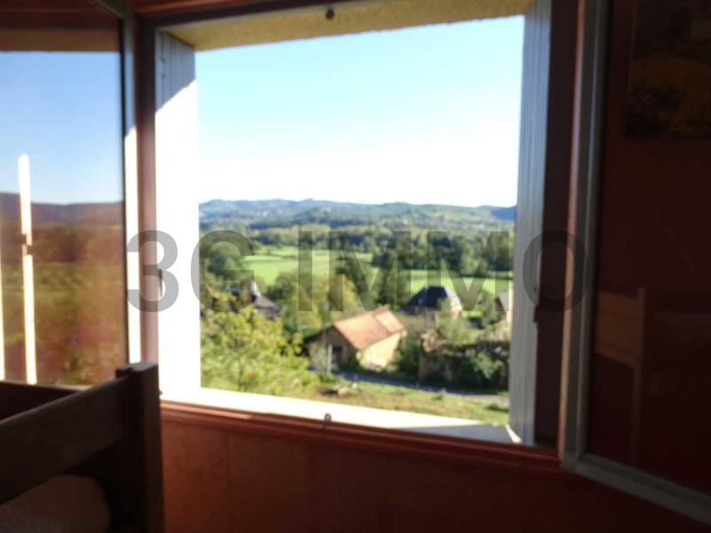 Maison - 170 m² - 9 pièces