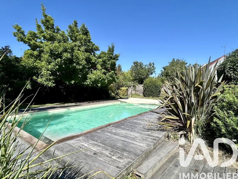 Maison - 354 m² - 12 pièces