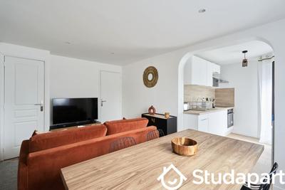 Chambre - 11 m² - 1 pièce