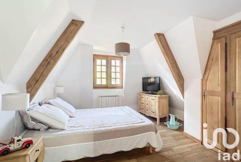 Maison - 262 m² - 8 pièces