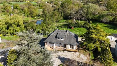 Maison traditionnelle - 127 m² - 7 pièces