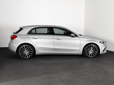 Mercedes Classe a 180d 110ch 7g-Dct Digital Cockpit Gps Regul Tel Camera Park Assist Clim 110 Ch