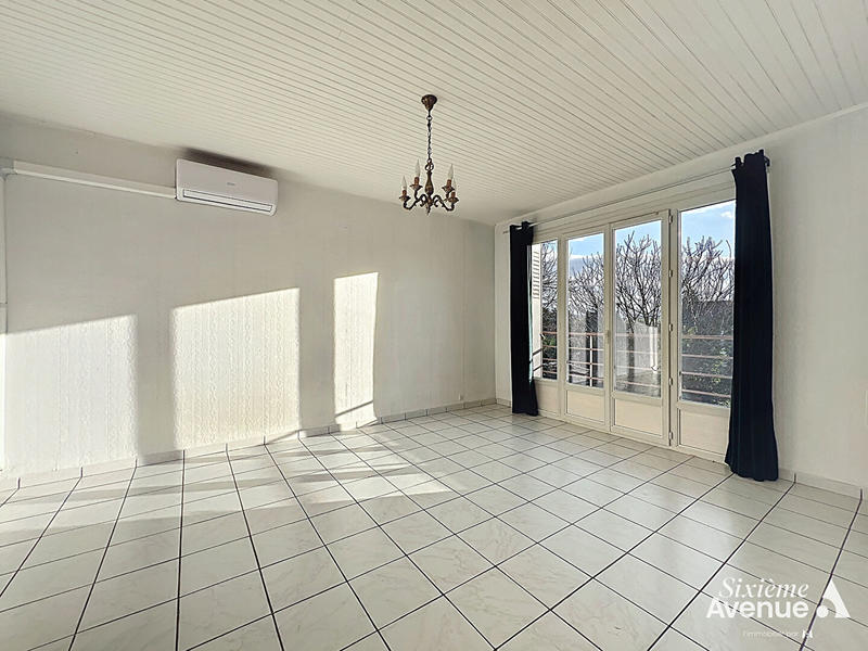 Maison - 107 m² - 5 pièces