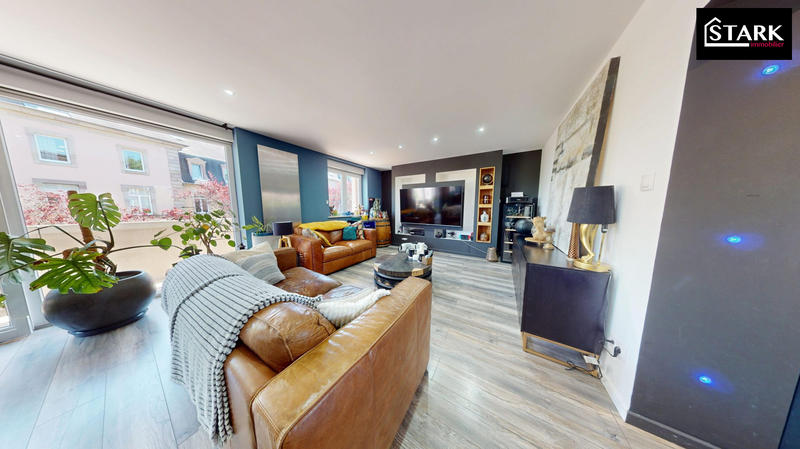 Appartement - 90 m² - 3 pièces