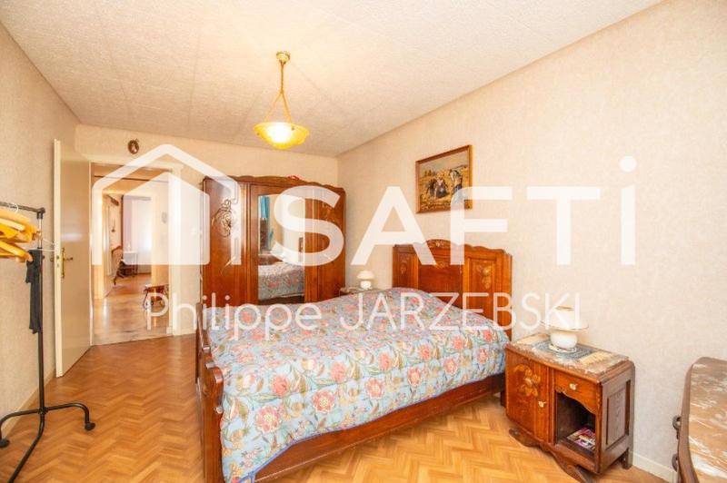 Maison - 166 m² - 7 pièces