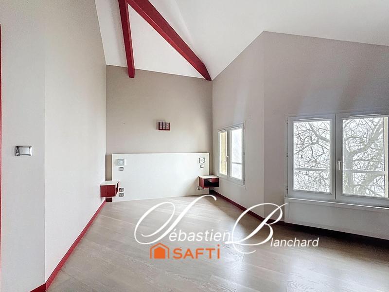 Maison - 145 m² - 4 pièces