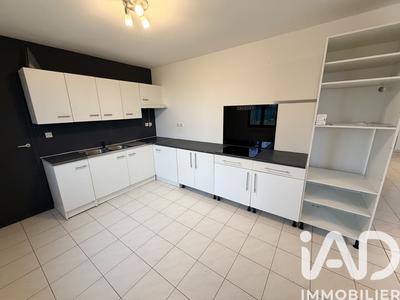 Maison - 96 m² - 4 pièces