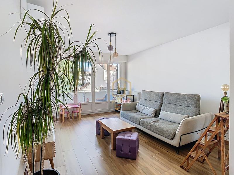 Appartement - 85 m² - 4 pièces