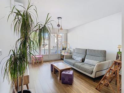 Appartement - 85 m² - 4 pièces