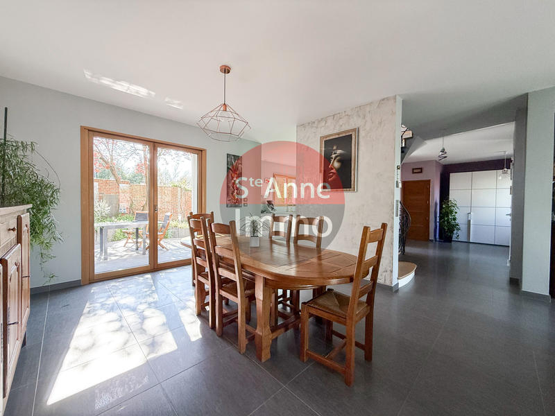 Maison - 160 m² - 6 pièces