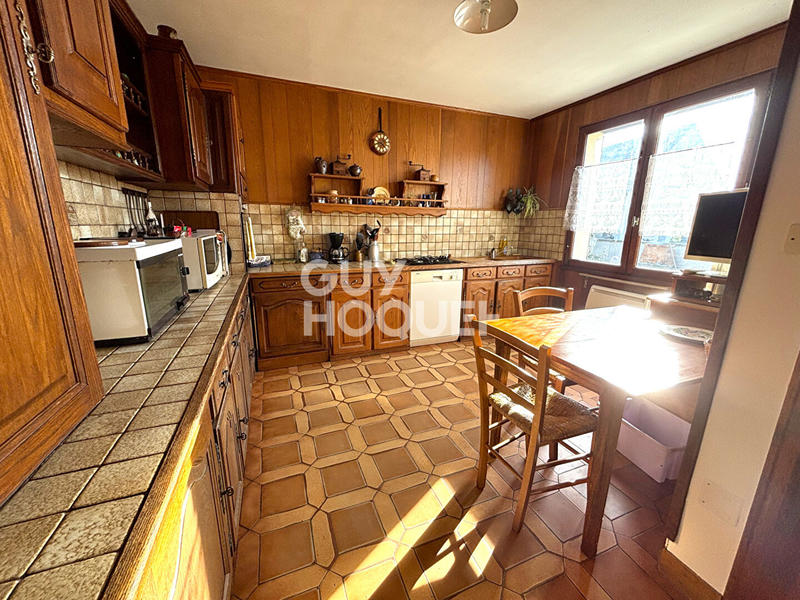 Maison - 167 m² - 8 pièces