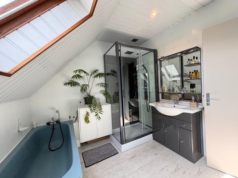 Maison traditionnelle - 124 m² - 5 pièces