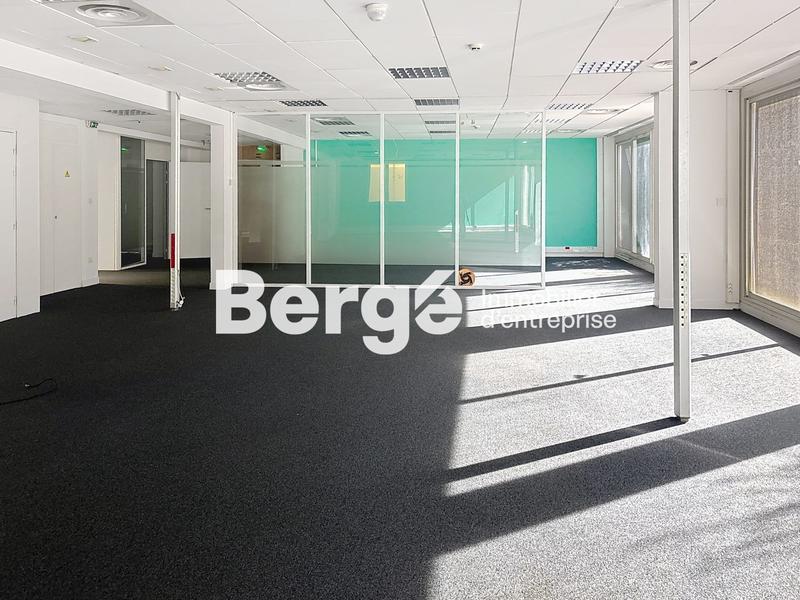 Bureau - 355 m²