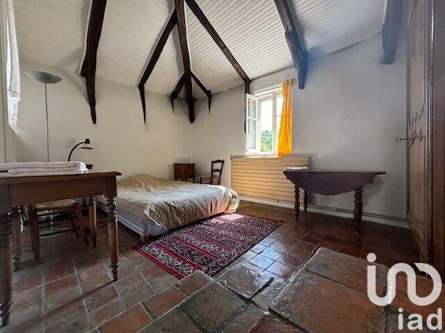 Maison - 300 m² - 10 pièces