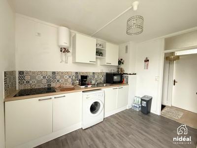 Appartement - 80 m² - 5 pièces