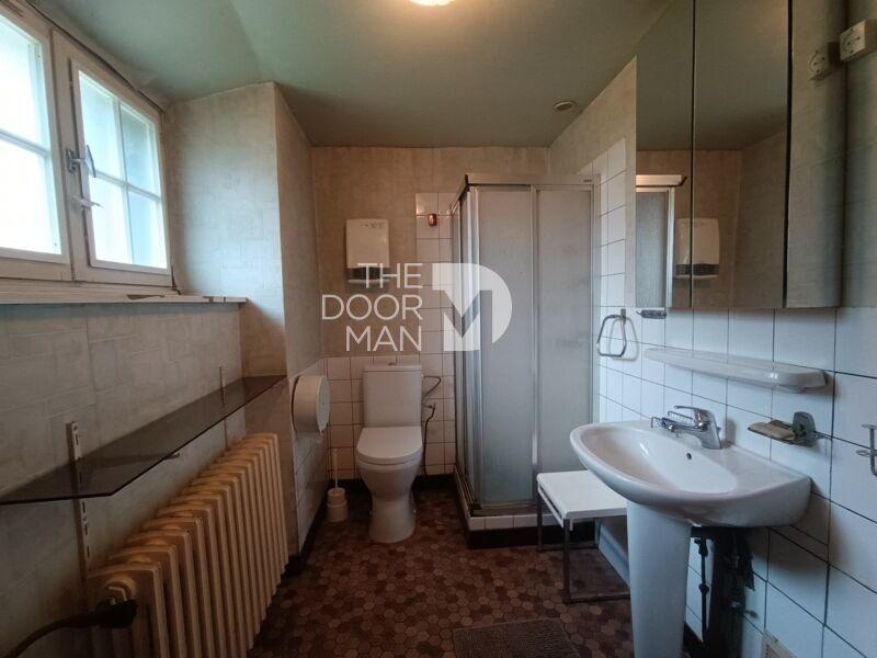 Maison - 428 m² - 8 pièces