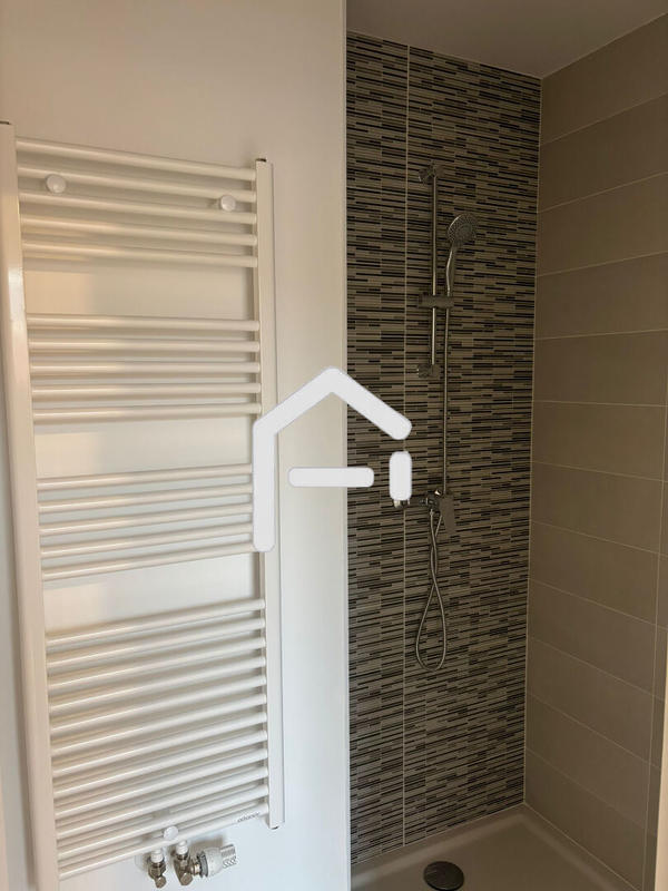 Appartement - 96 m² - 4 pièces