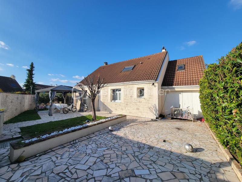 Pavillon - 124 m² - 7 pièces