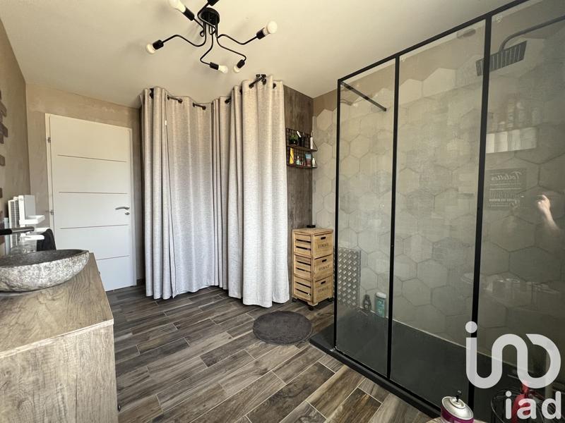 Maison - 360 m² - 9 pièces