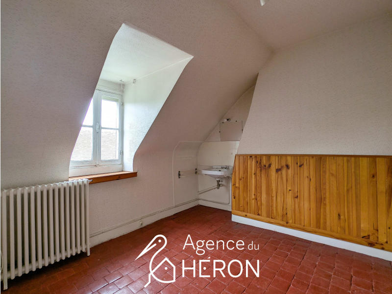 Maison - 204 m² - 8 pièces