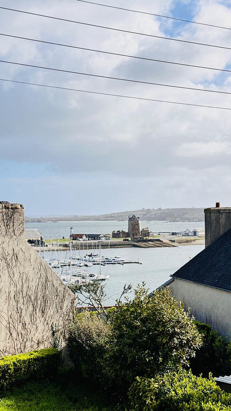 Maison - 200 m² - 10 pièces