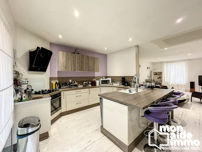 Maison ancienne - 166 m² - 6 pièces