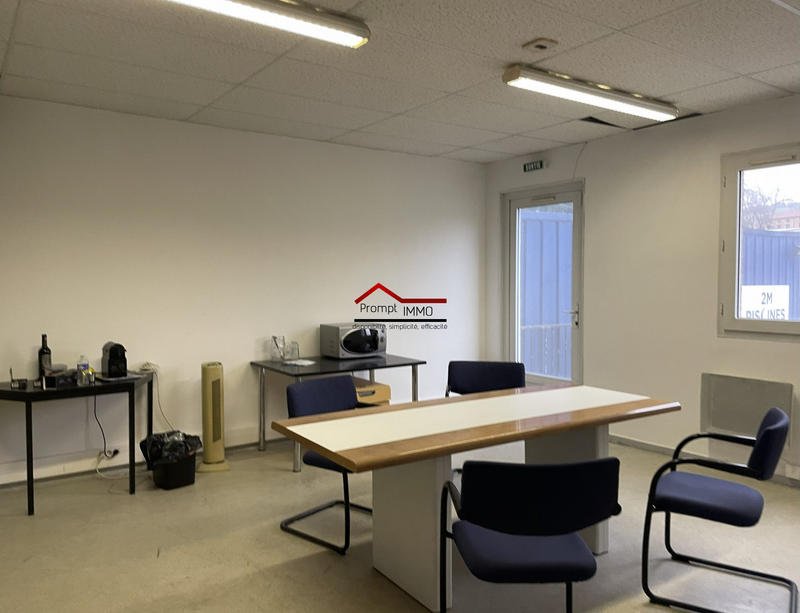 Local commercial - 576 m²