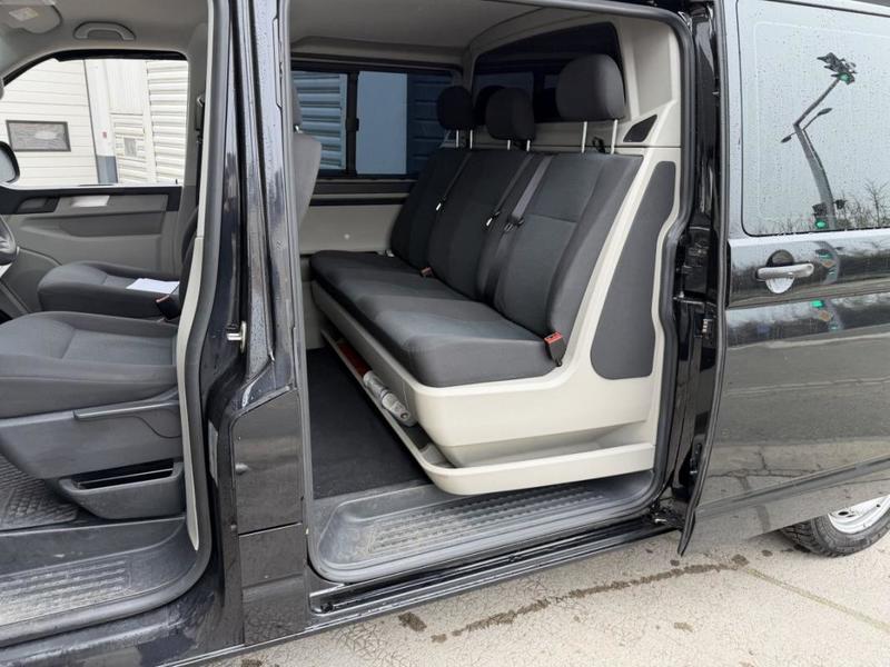 Volkswagen Transporter VI 2.0 TDi 150 Dsg7 L2h1 " 5 Places