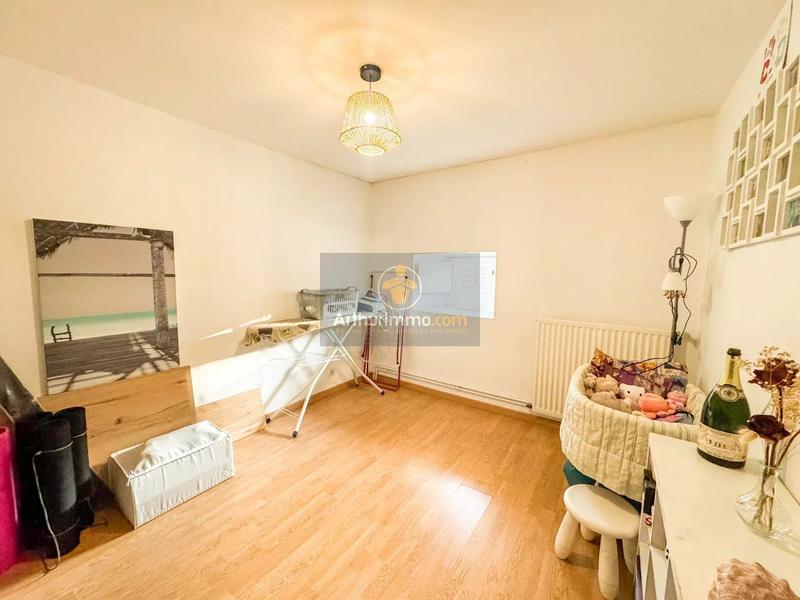 Appartement - 85 m² - 4 pièces