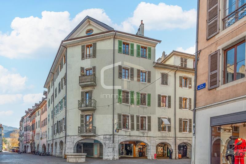 Duplex - 136 m² - 5 pièces