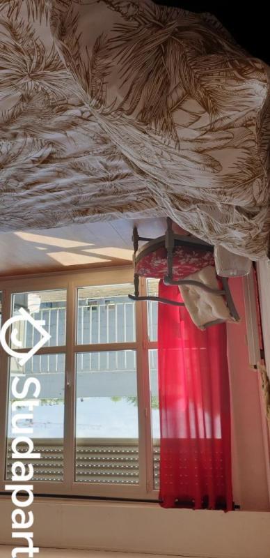 Chambre - 12 m² - 1 pièce