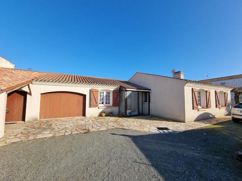 Maison - 102 m² - 4 pièces