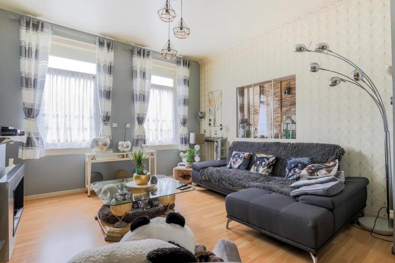 Maison - 158 m² - 7 pièces