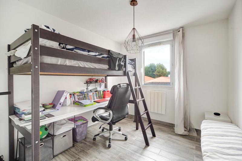 Appartement - 80 m² - 4 pièces