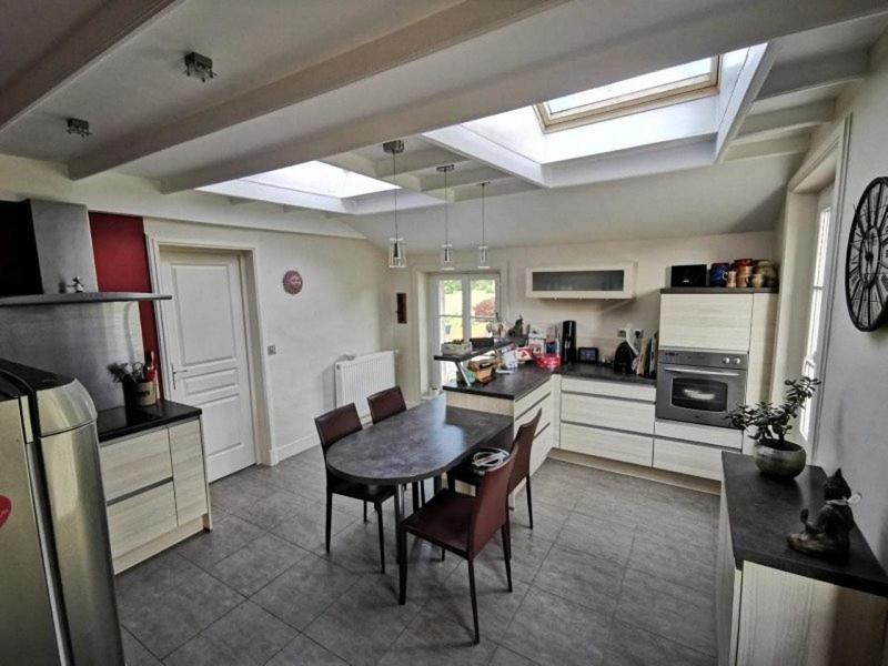 Maison - 149 m² - 7 pièces