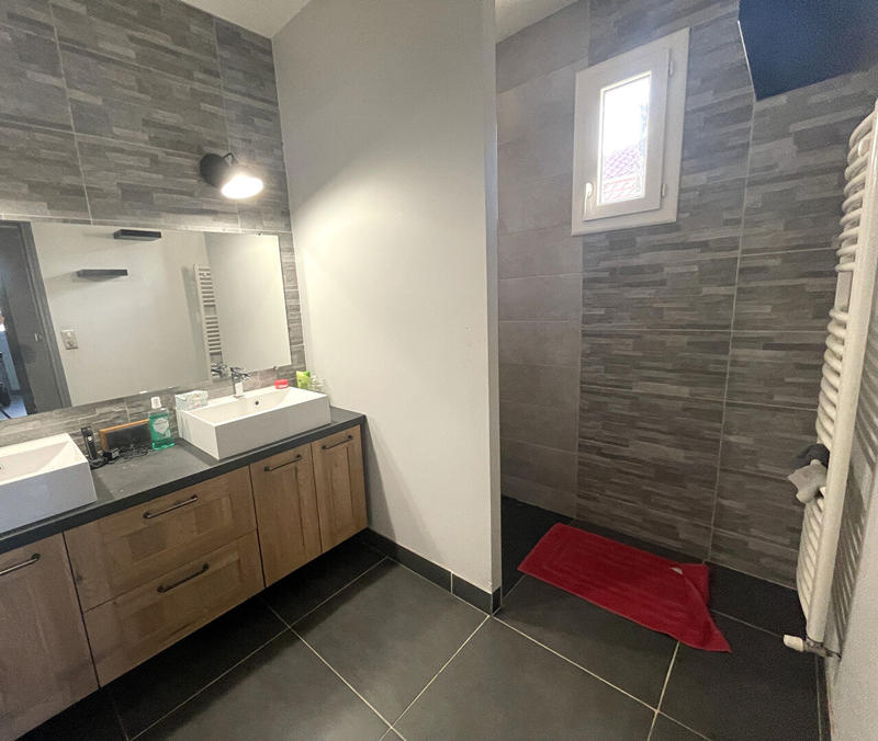 Maison - 111 m² - 4 pièces